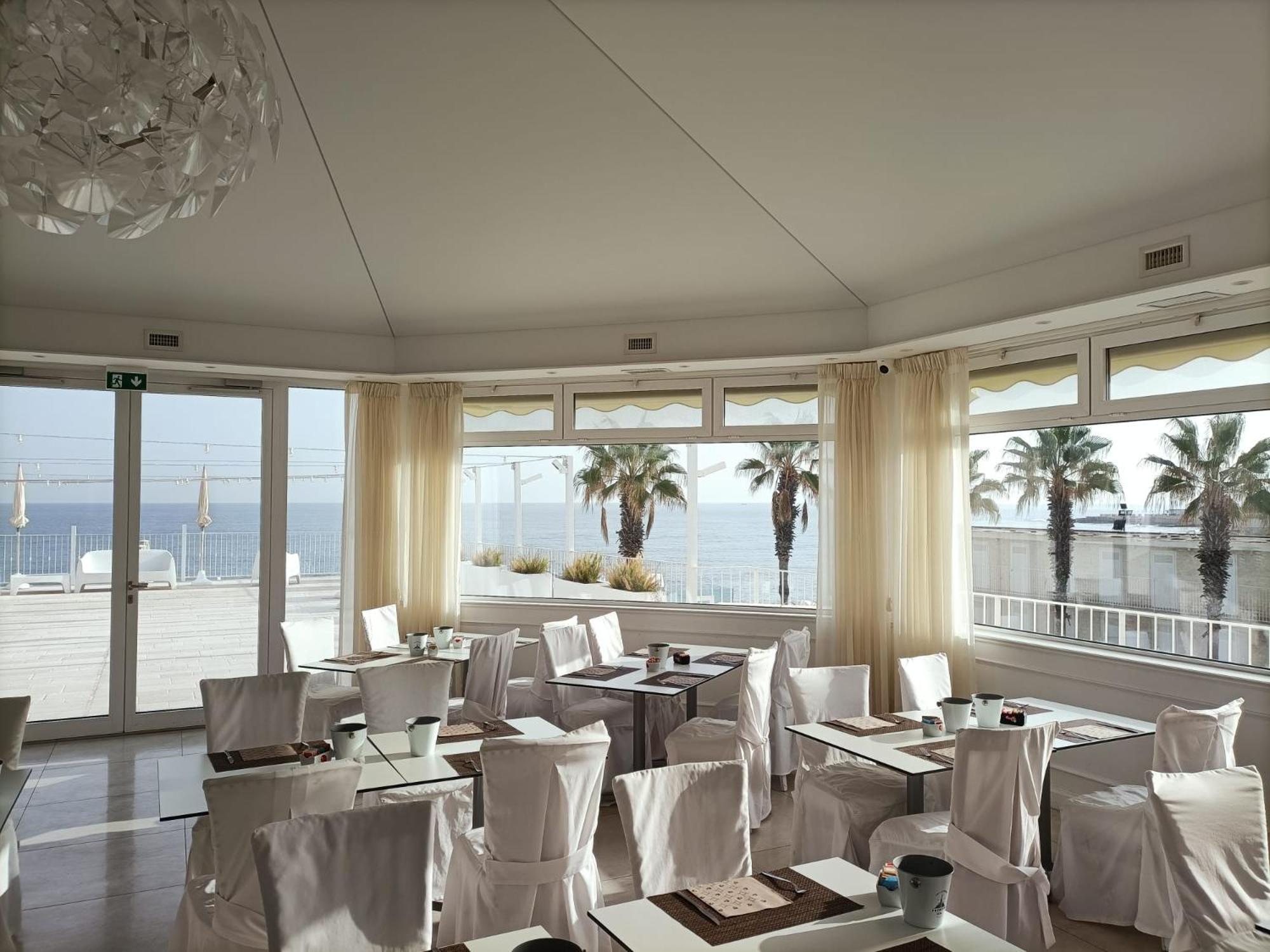 Hotel Lafayette Giovinazzo Zewnętrze zdjęcie