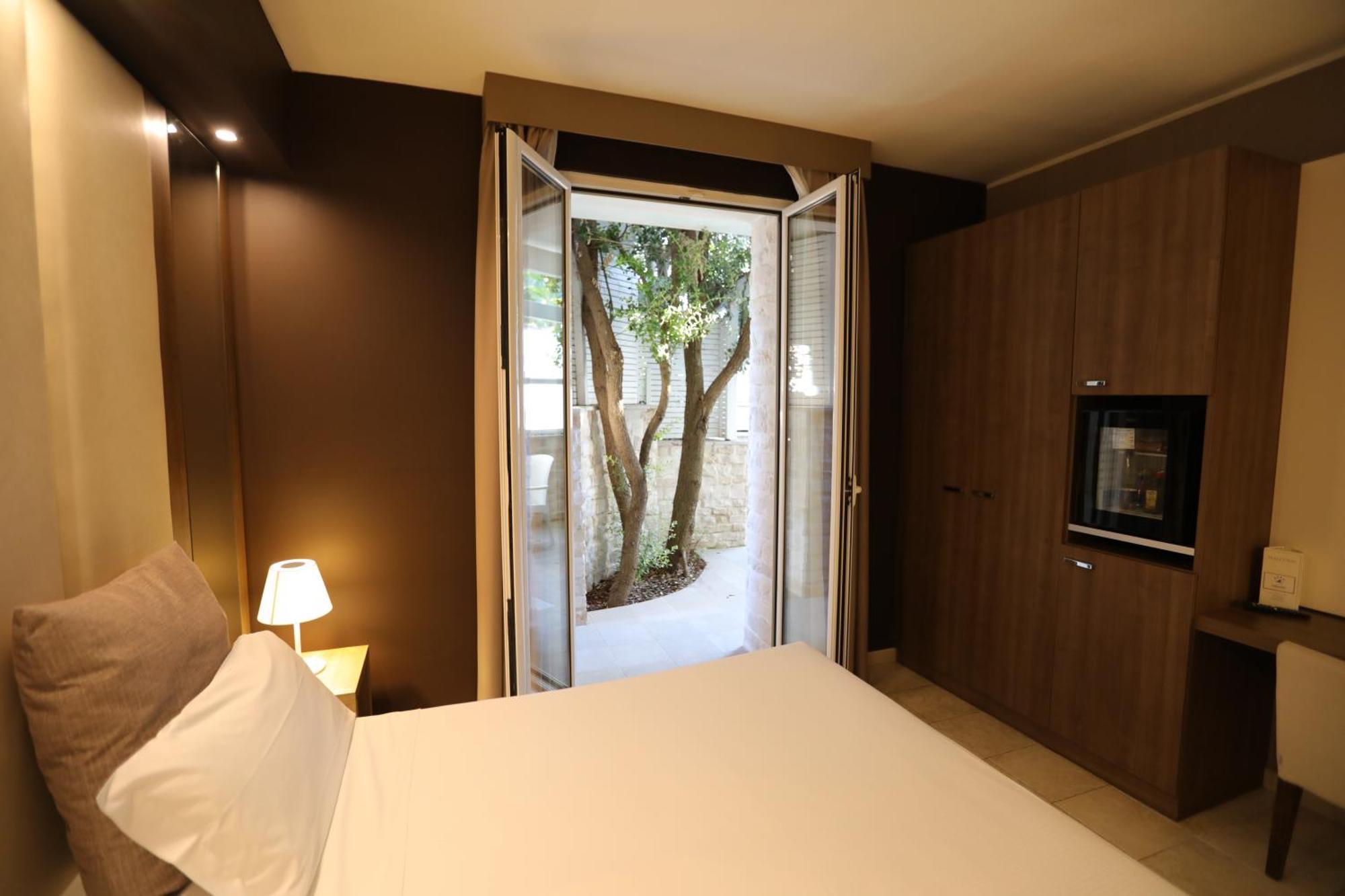 Hotel Lafayette Giovinazzo Zewnętrze zdjęcie
