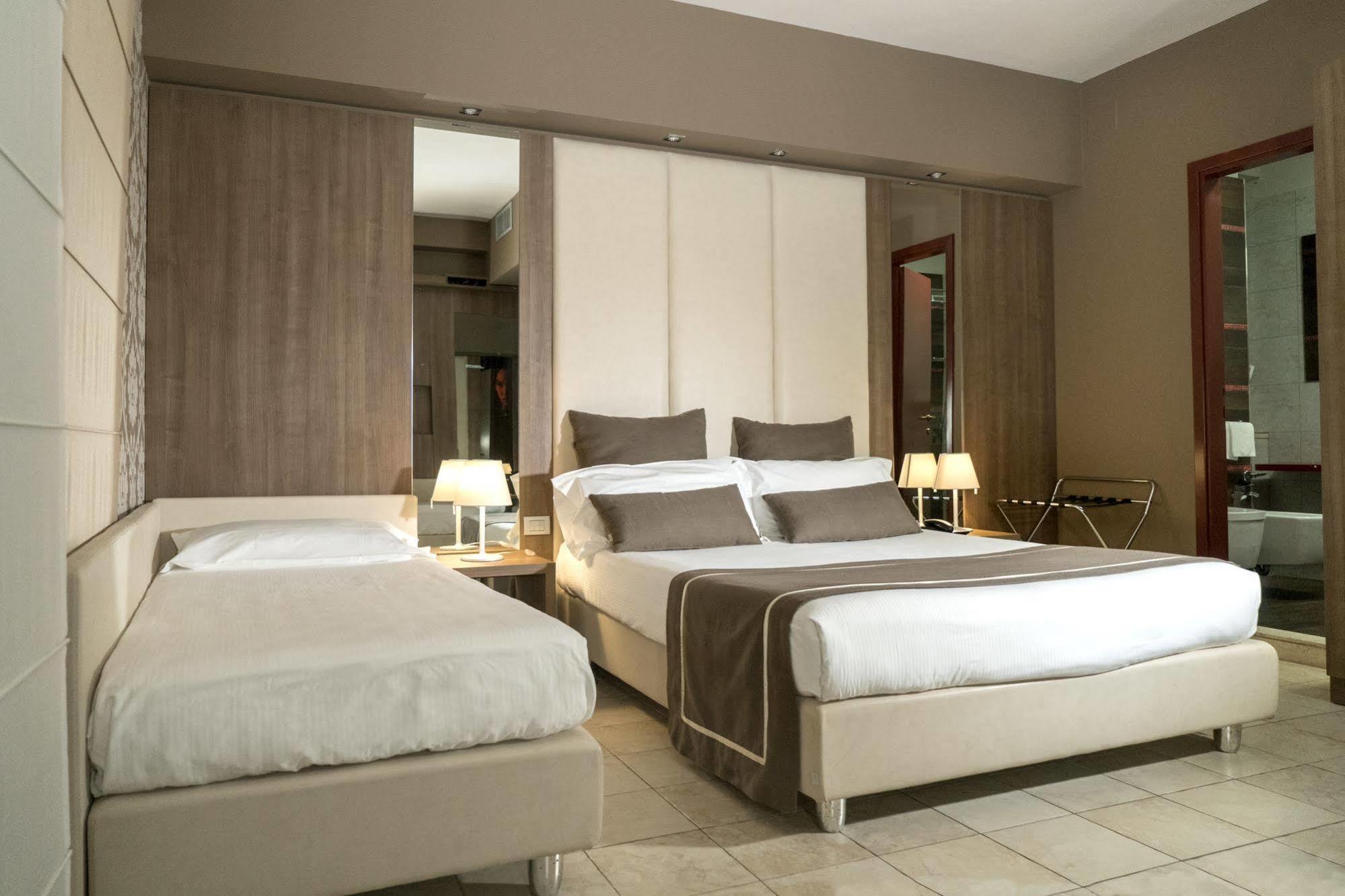 Hotel Lafayette Giovinazzo Zewnętrze zdjęcie